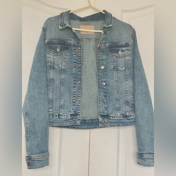 Denver Hayes Unisex Denim Jacket (Light - Medium Wash) - Picture 1 of 2